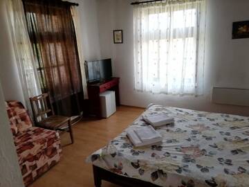 Фото номера Стандартный люкс Гостевой дом Guest House Popov г. Marchevo 2
